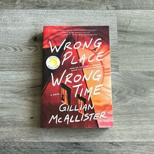 🌸 3 For $20 🌸 Wrong Place Wrong Time by Gillian McAllister (Book/Novel)
